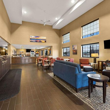 Comfort Inn Ludington Near Us-10 Zewnętrze zdjęcie