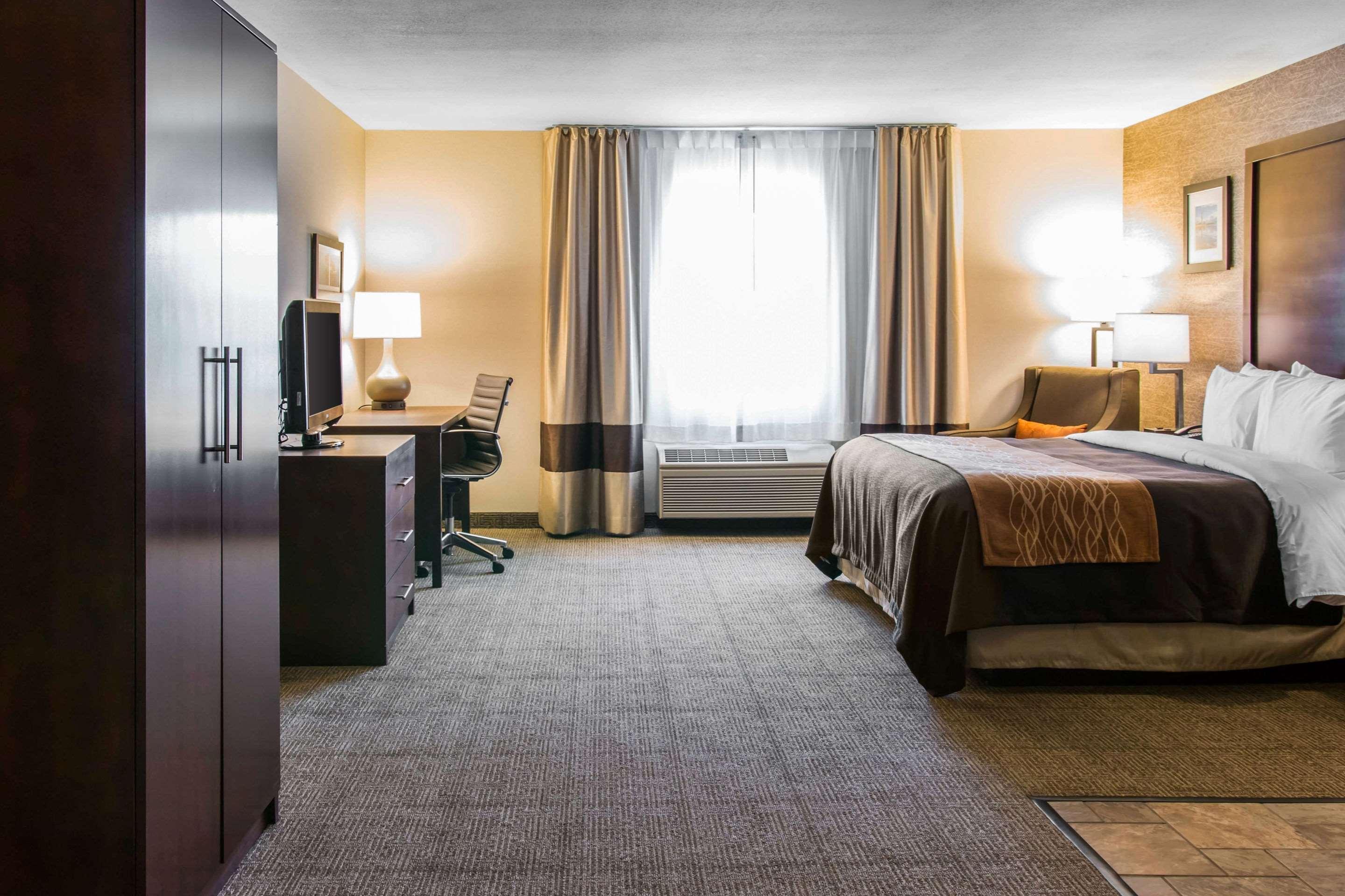 Comfort Inn Ludington Near Us-10 Zewnętrze zdjęcie