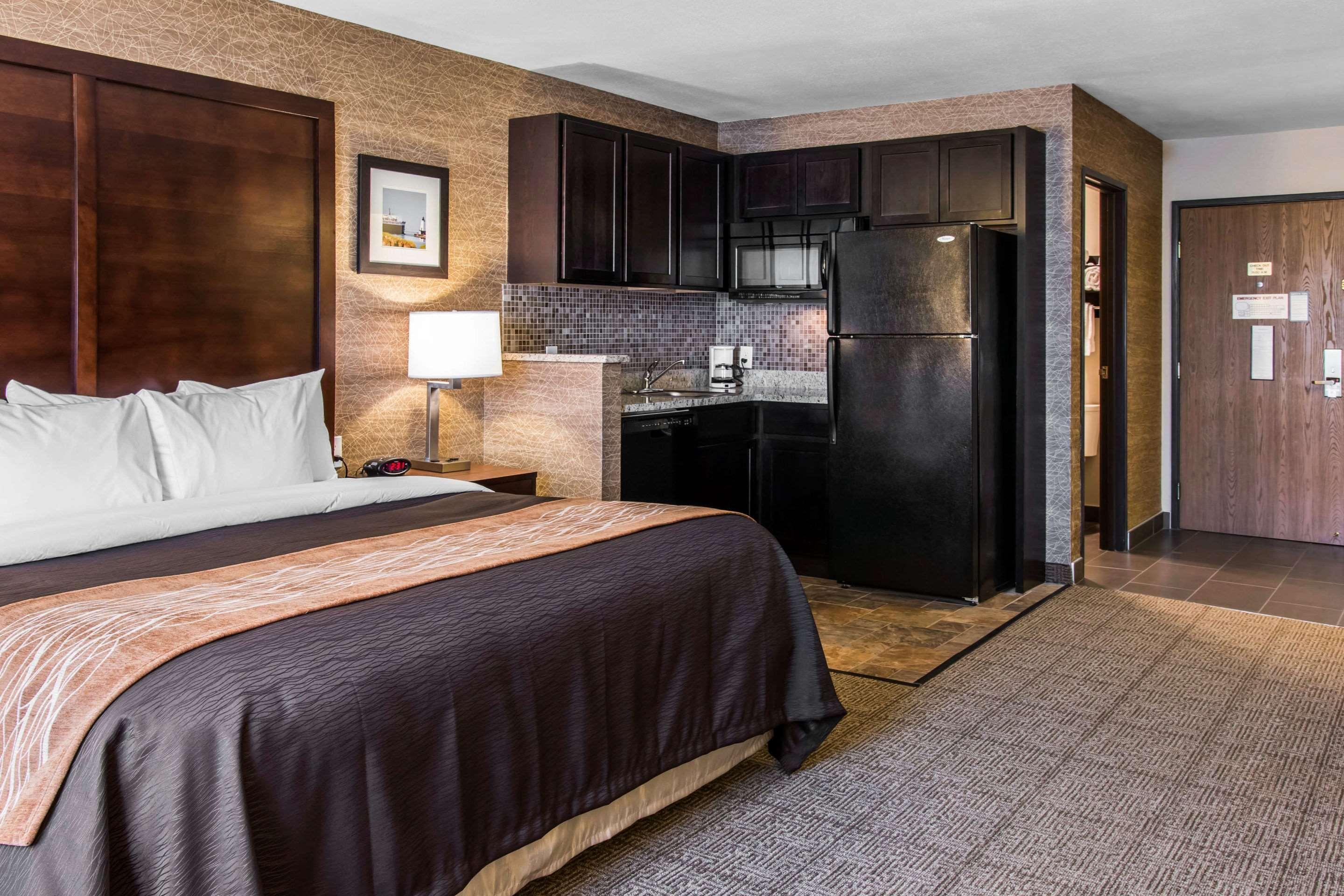 Comfort Inn Ludington Near Us-10 Zewnętrze zdjęcie