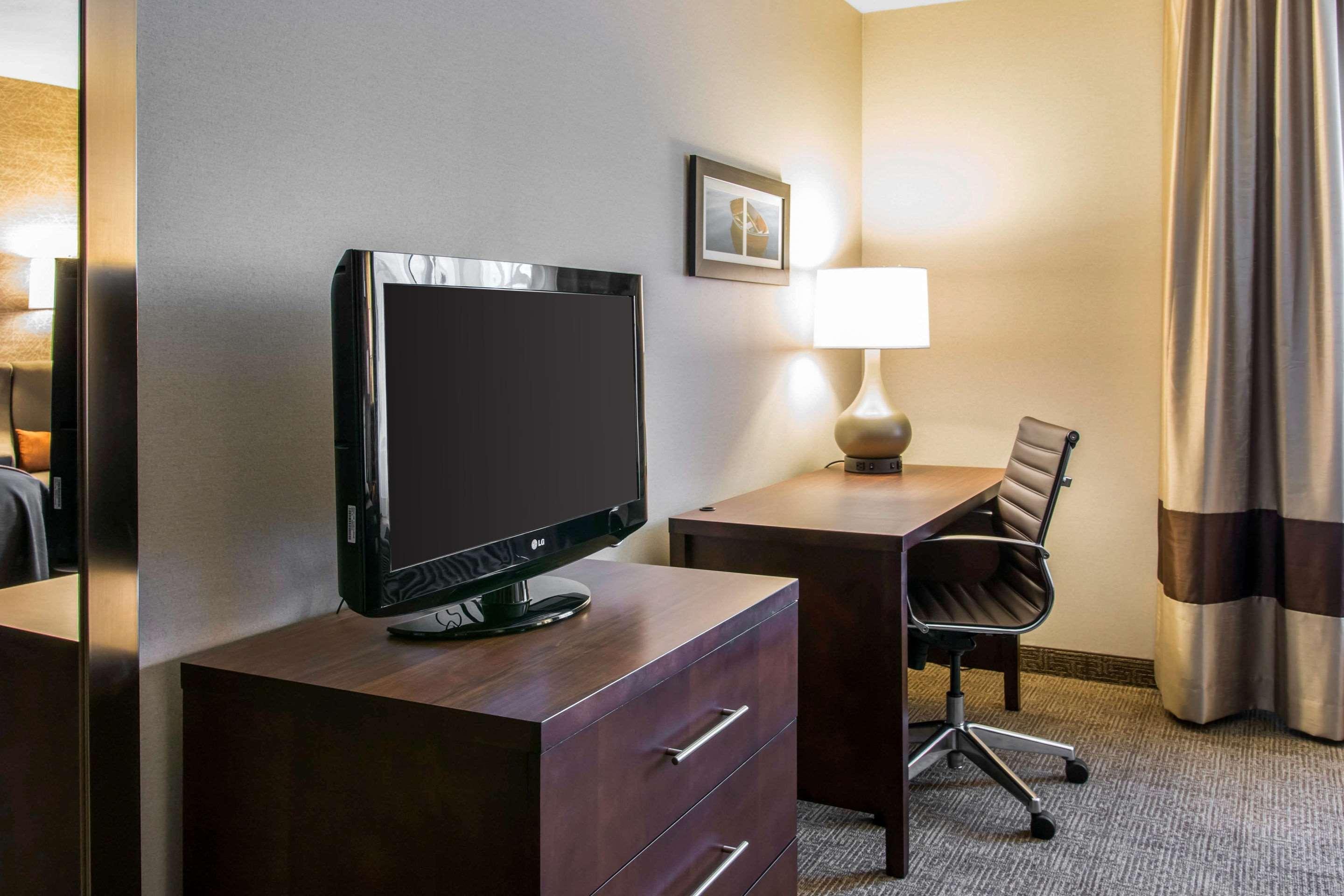 Comfort Inn Ludington Near Us-10 Zewnętrze zdjęcie