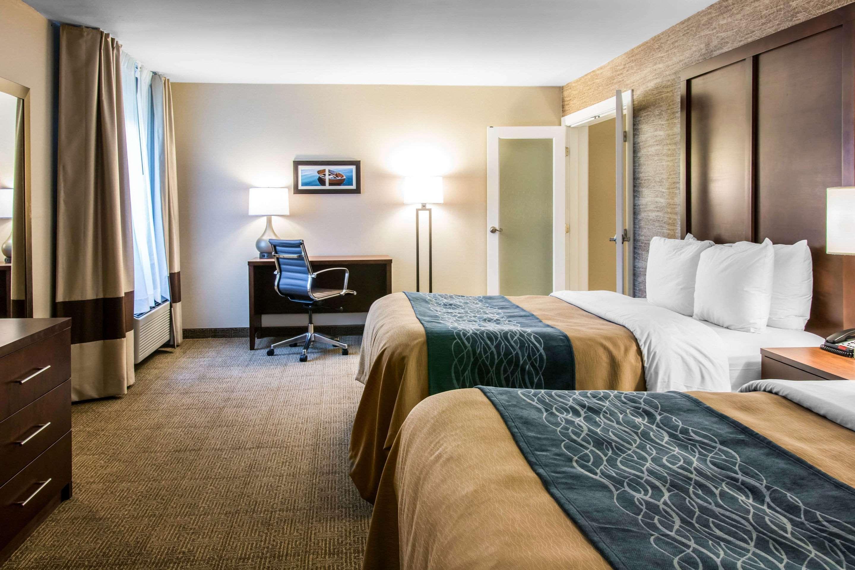 Comfort Inn Ludington Near Us-10 Zewnętrze zdjęcie