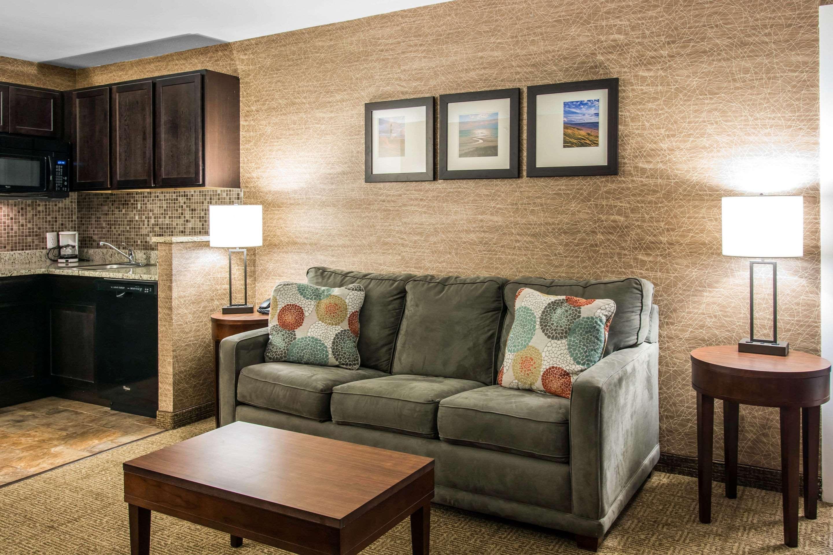 Comfort Inn Ludington Near Us-10 Zewnętrze zdjęcie