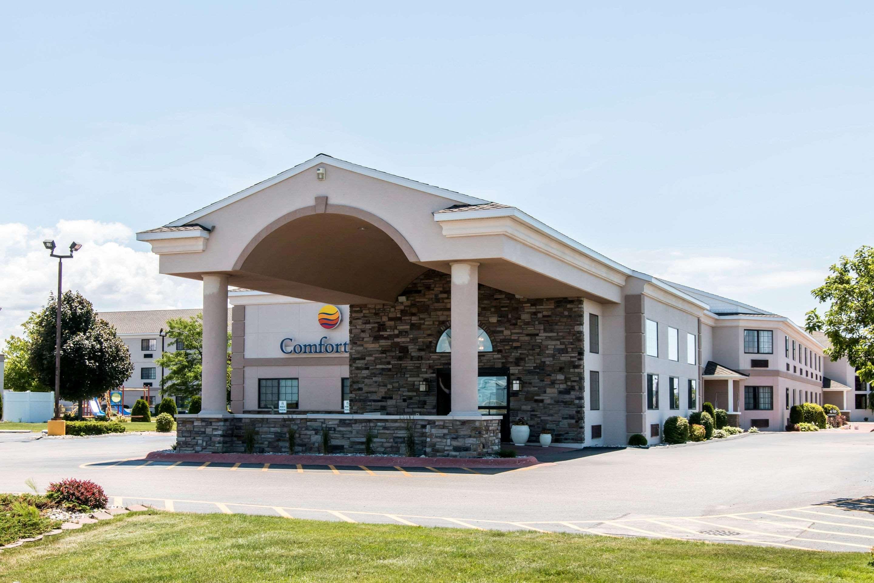 Comfort Inn Ludington Near Us-10 Zewnętrze zdjęcie