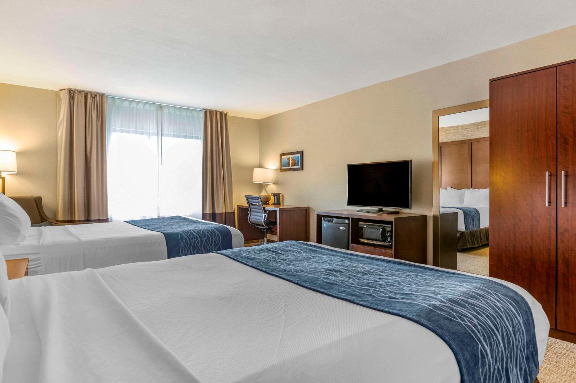 Comfort Inn Ludington Near Us-10 Zewnętrze zdjęcie