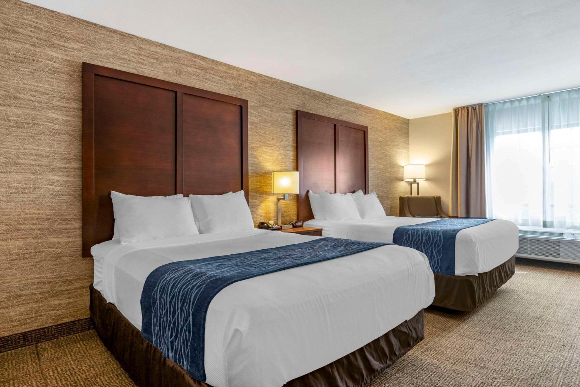 Comfort Inn Ludington Near Us-10 Zewnętrze zdjęcie