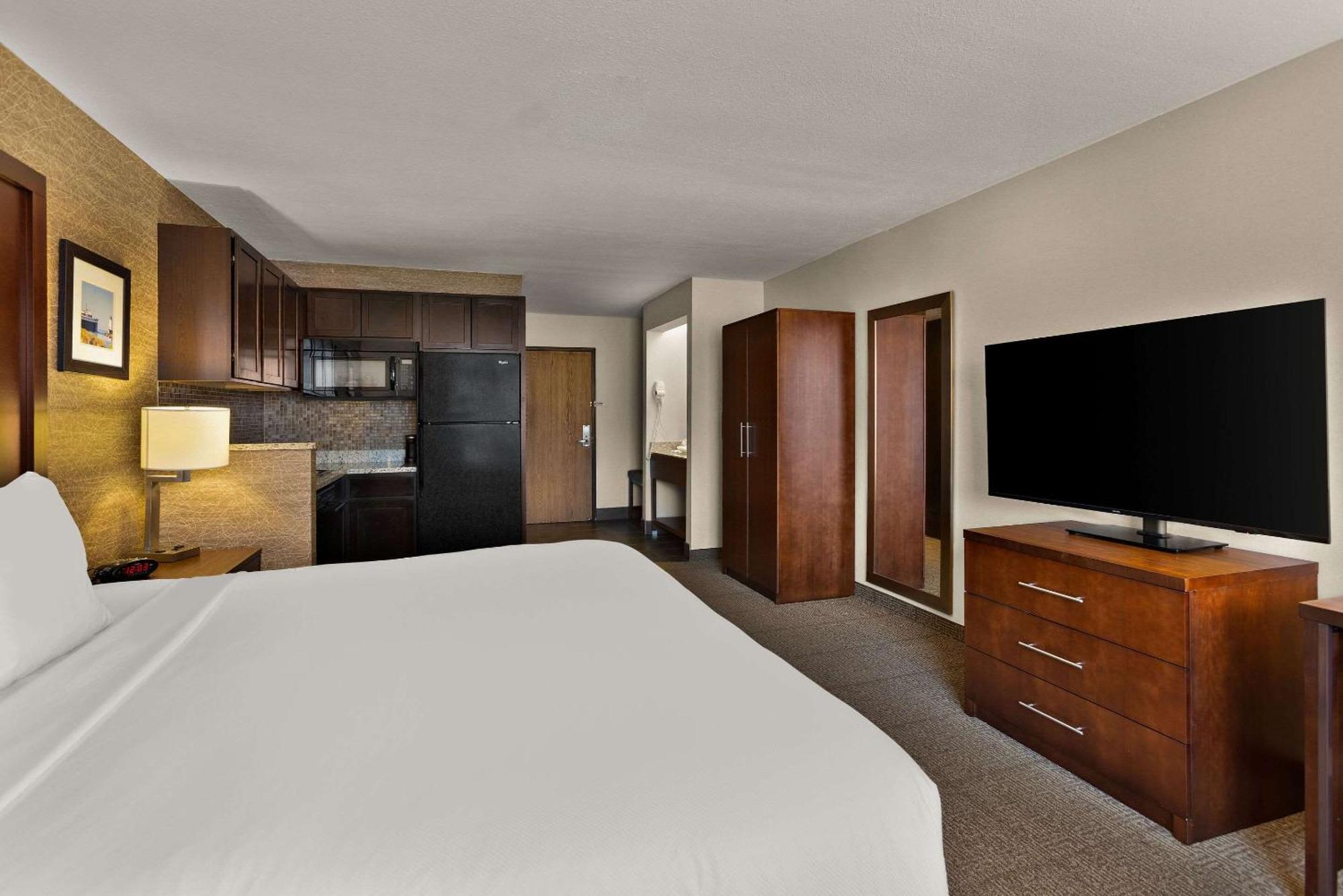 Comfort Inn Ludington Near Us-10 Zewnętrze zdjęcie