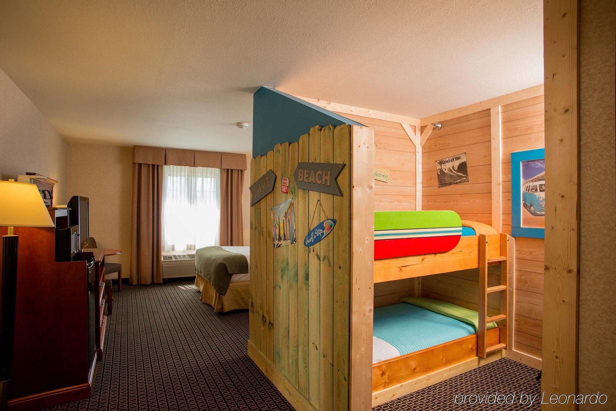 Comfort Inn Ludington Near Us-10 Zewnętrze zdjęcie
